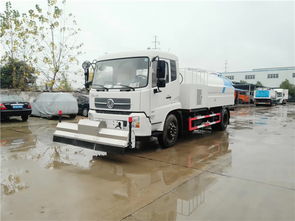 固原地區(qū)5噸吸塵車(chē)促銷(xiāo)價(jià)解析 掃路車(chē)選購(gòu)指南