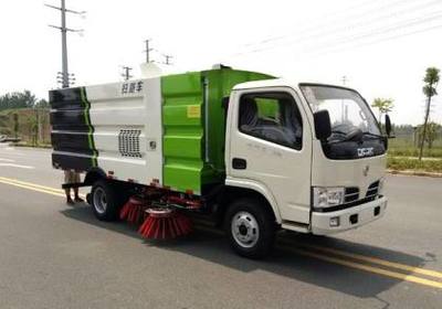 國(guó)五東風(fēng)福瑞卡掃路車 巢湖市路面環(huán)衛(wèi)保潔的高效助手